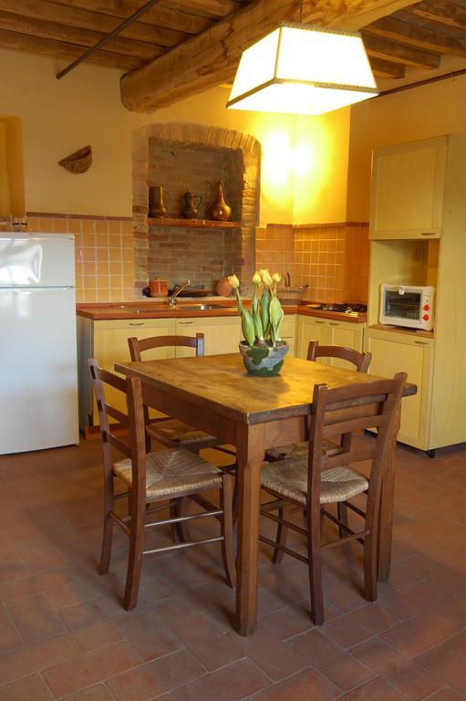 Agriturismo Podere La Marronaia San Gimignano Bilik gambar